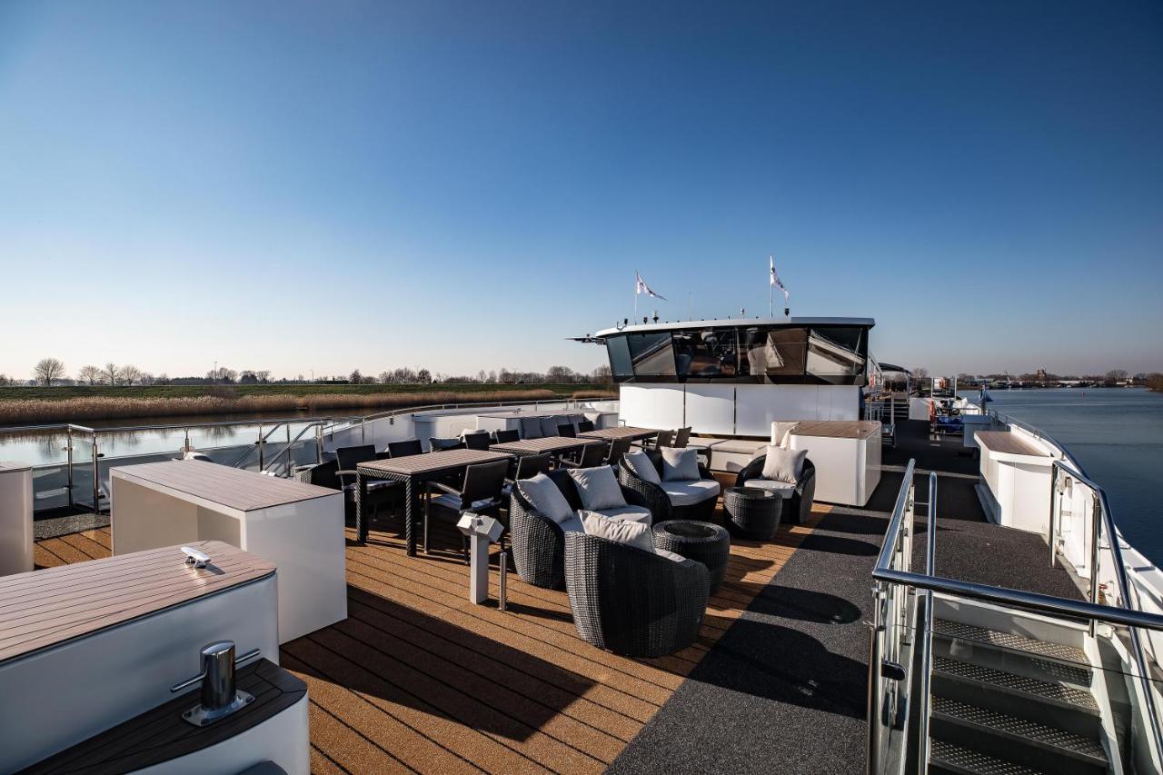 Viva Riverside 4 Koeln Exterior photo